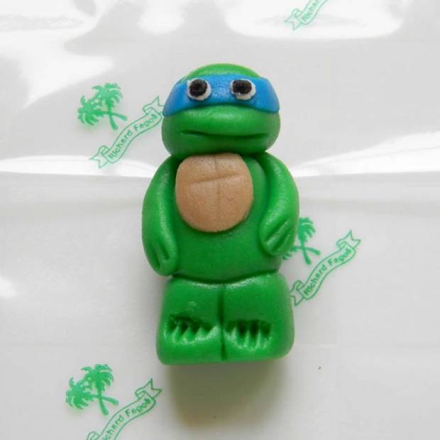 Figurka na dort želva ninja 5cm Leonardo  z kokosové hmoty