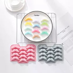 Silikonová forma na bonbony knír 17x11,5 cm - Cakesicq