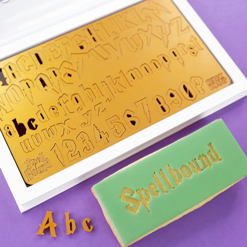 Levně Vytlačovací abeceda Mini SpellBound - Sweet Stamp